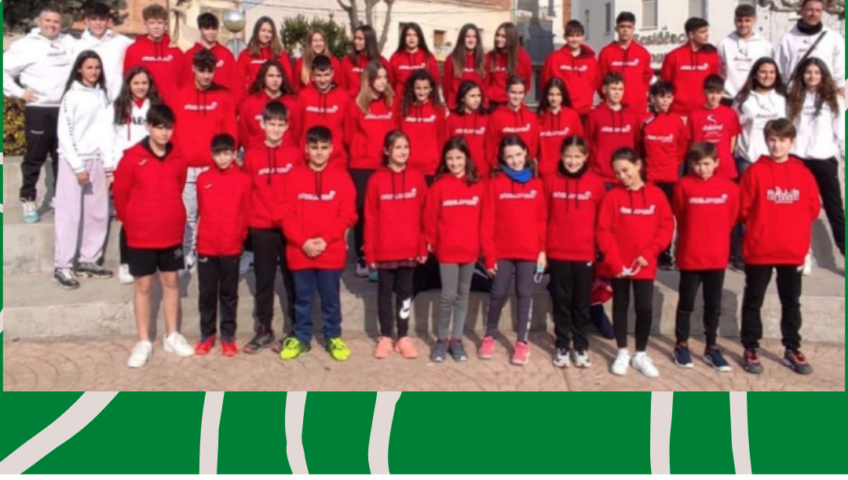jugadoras y jugadores del equipo que representara al padel juneda en el campeonato de cataluña por equipos de padel